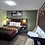 Knights Inn - Bracebridge, ON