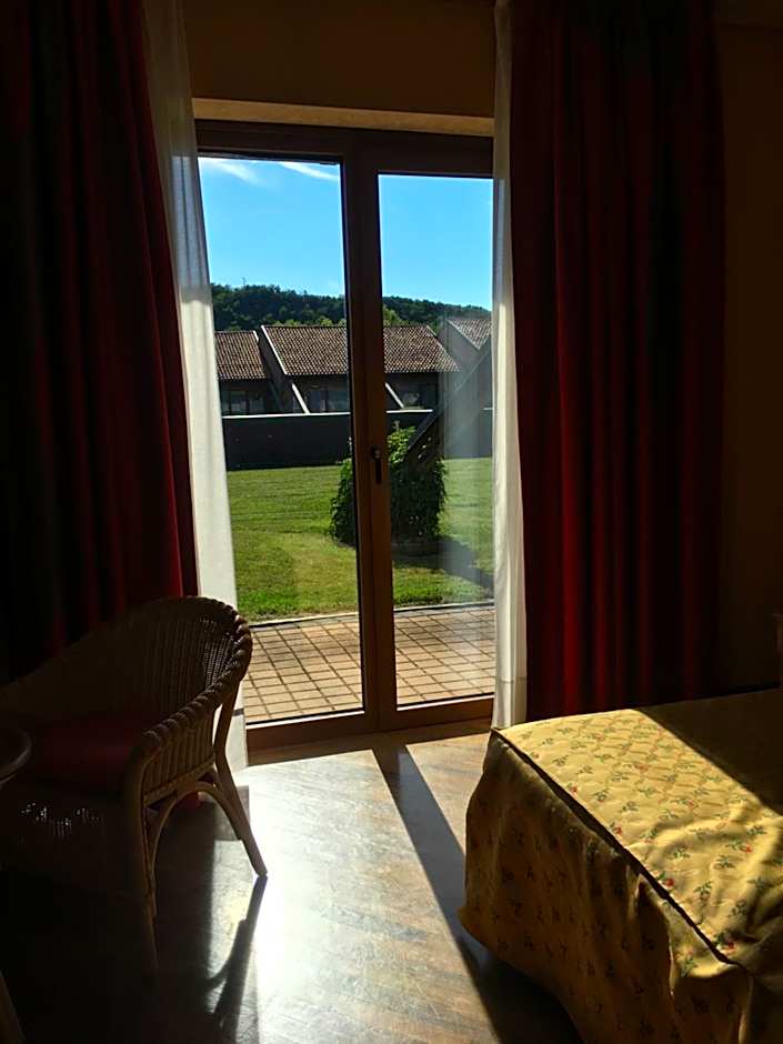 Serravalle Golf Hotel