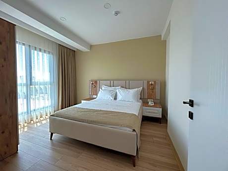 Deluxe Sea View