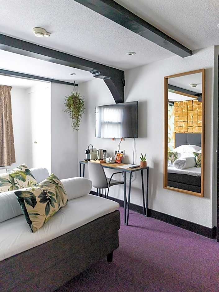 Wolf Hotel Kitchen & Bar