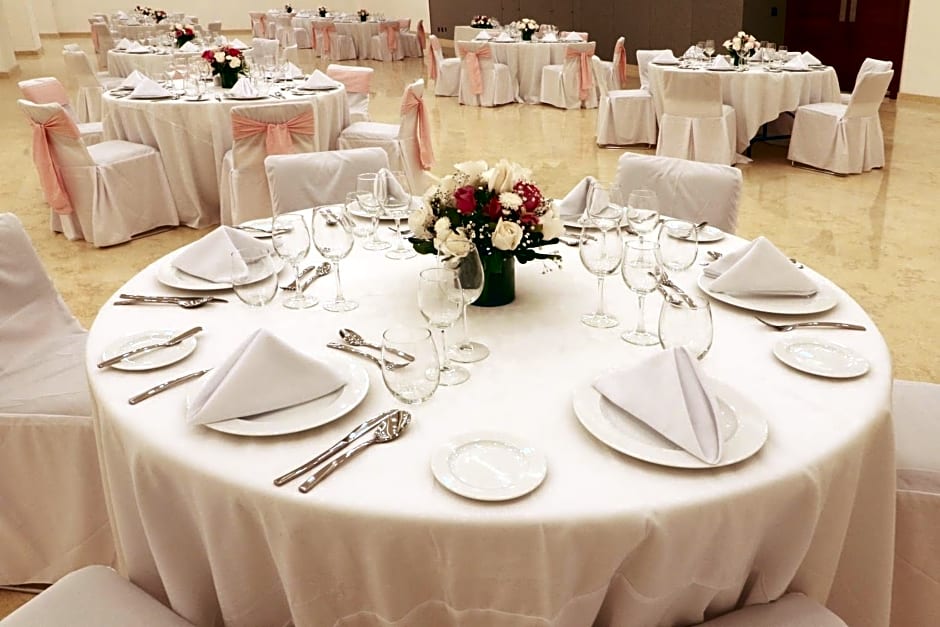 Holiday Inn & Suites Puerto Vallarta Marina & Golf By IHG