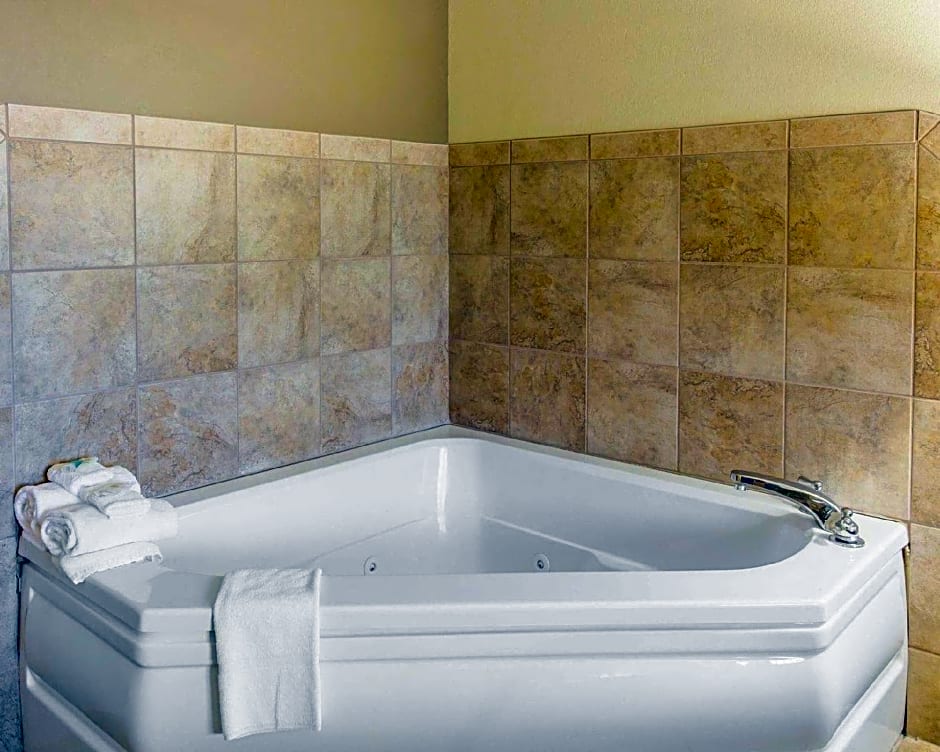 Comfort Inn & Suites Madisonville