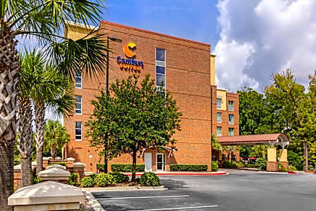 Comfort Suites Charleston West Ashley