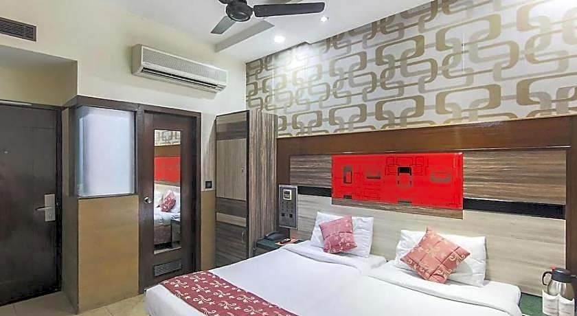 Amar Yatri Niwas Hotel