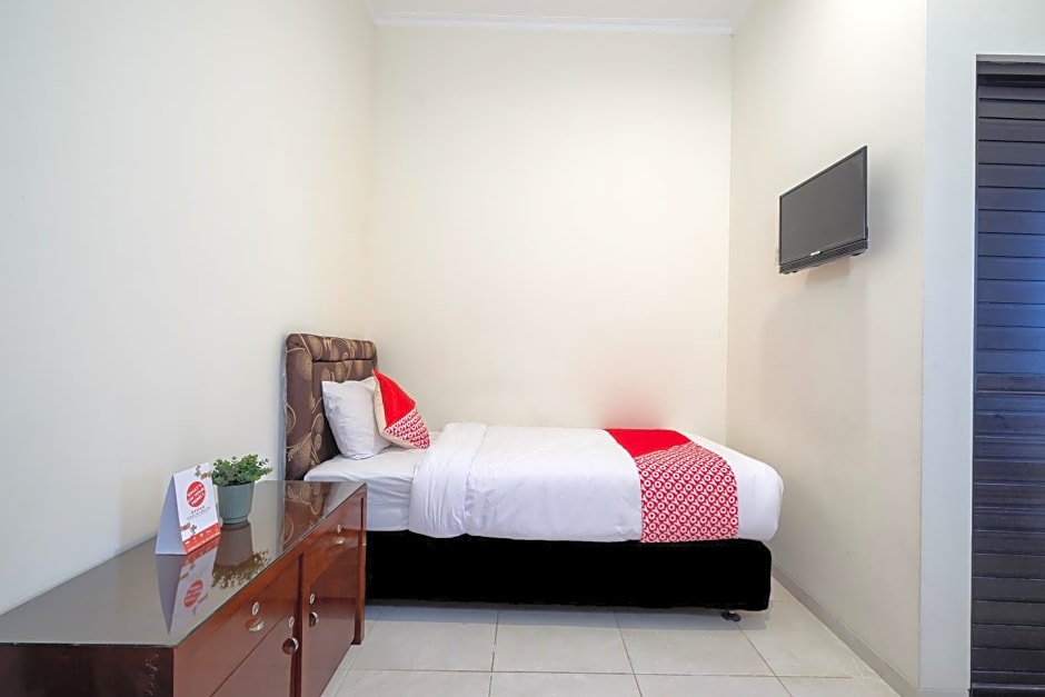 OYO 2347 Griya Patran