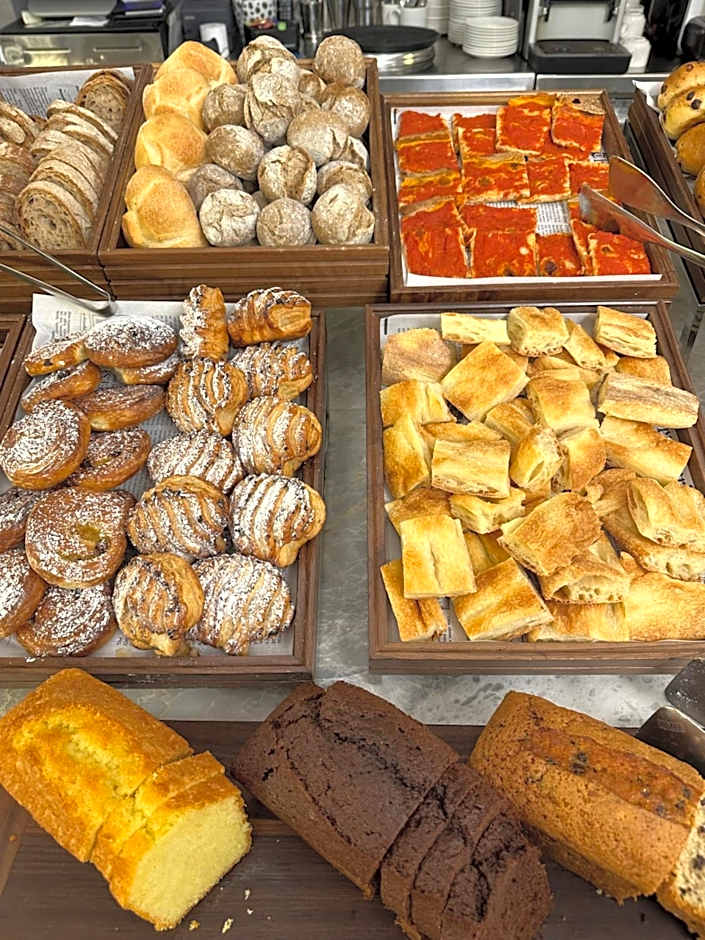 Aleph Rome Hotel, Curio Collection By Hilton