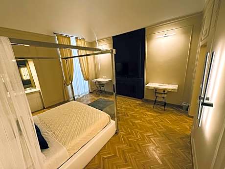 Junior Suite with Balcony