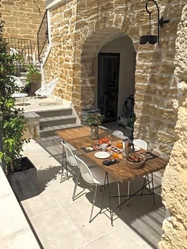 La Cour St Siffret- Uzès