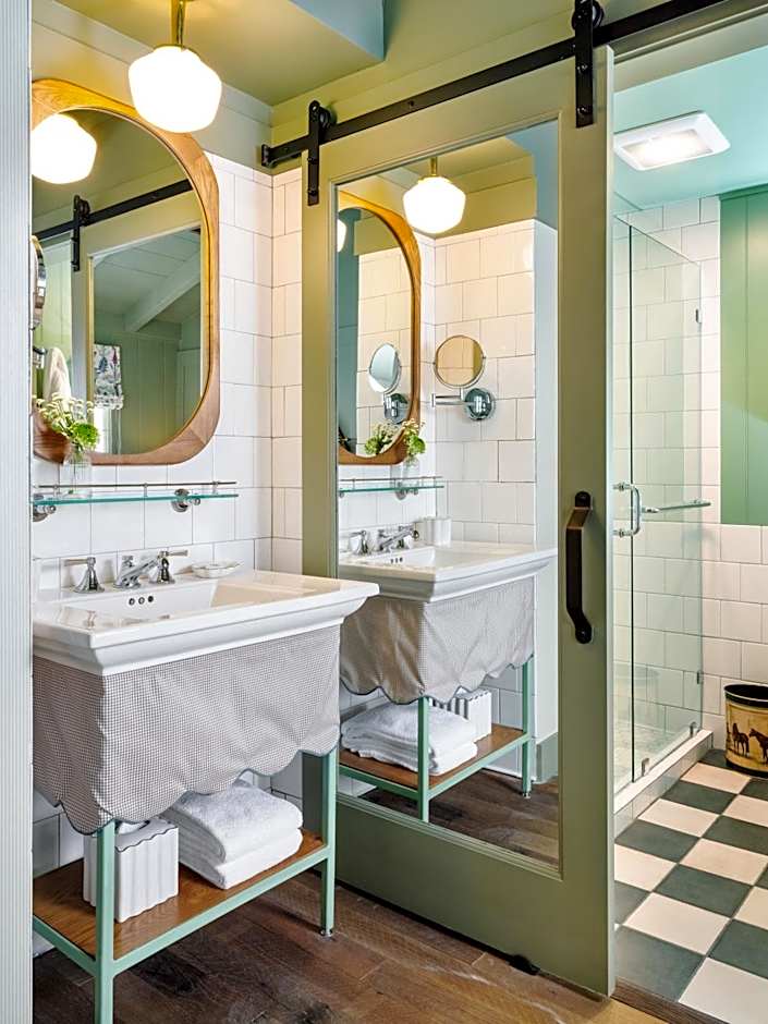 Le Petit Pali at Ocean Ave