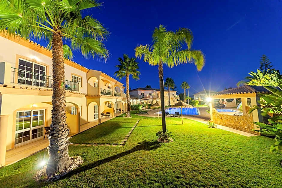 Atalaia Sol Aparthotel - tennis & heated pool in winter