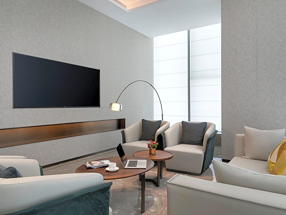 Pullman Huai'an Falcon