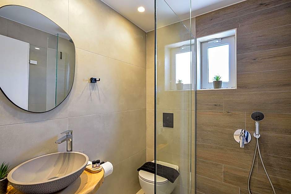 Eloque Simple living space