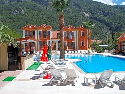 Akdeniz Beach Hotel