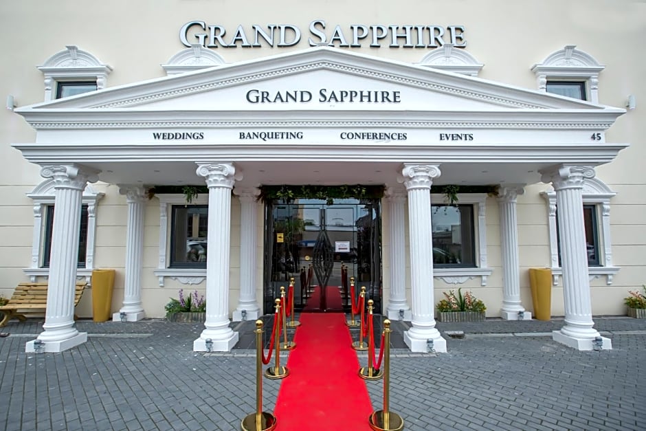 Grand Sapphire Hotel & Banqueting