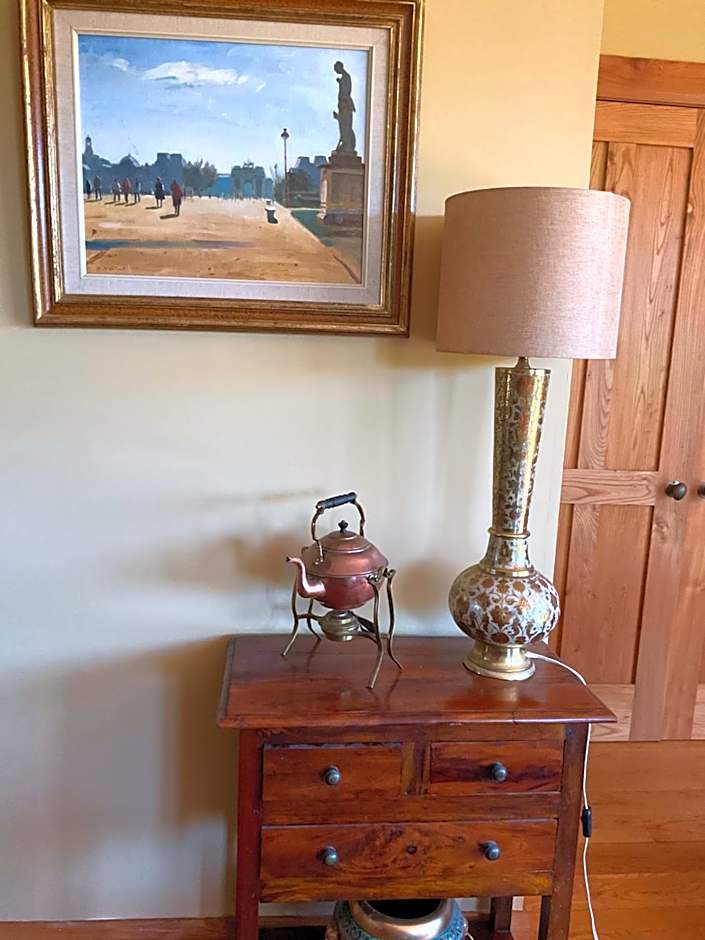 Redwood Valley B & B