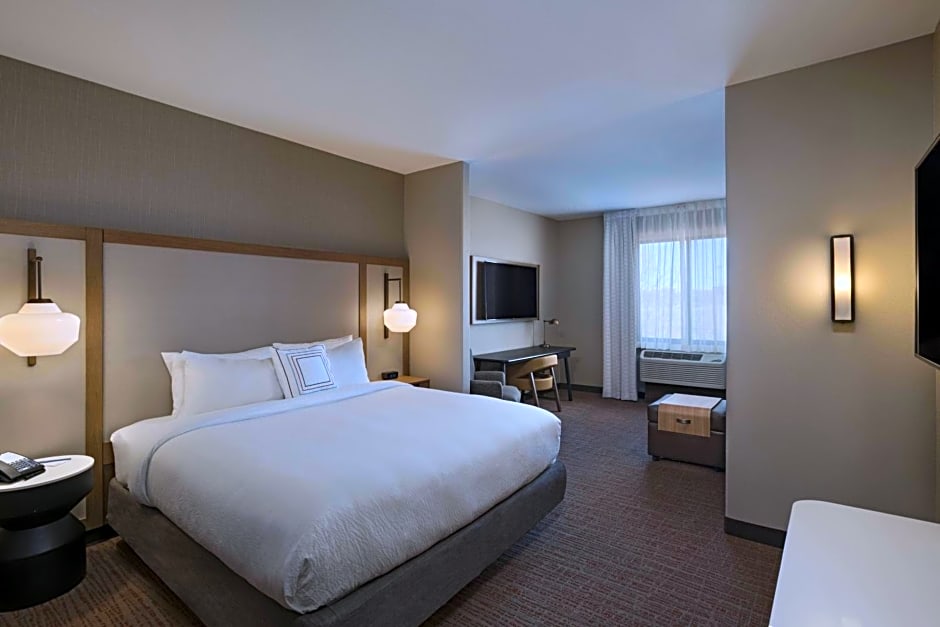 Fairfield Inn & Suites by Marriott Colorado Springs East