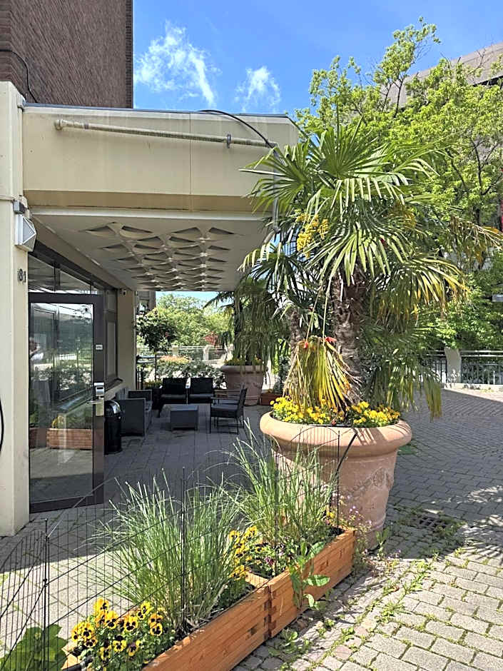 Hotel Regina Suites