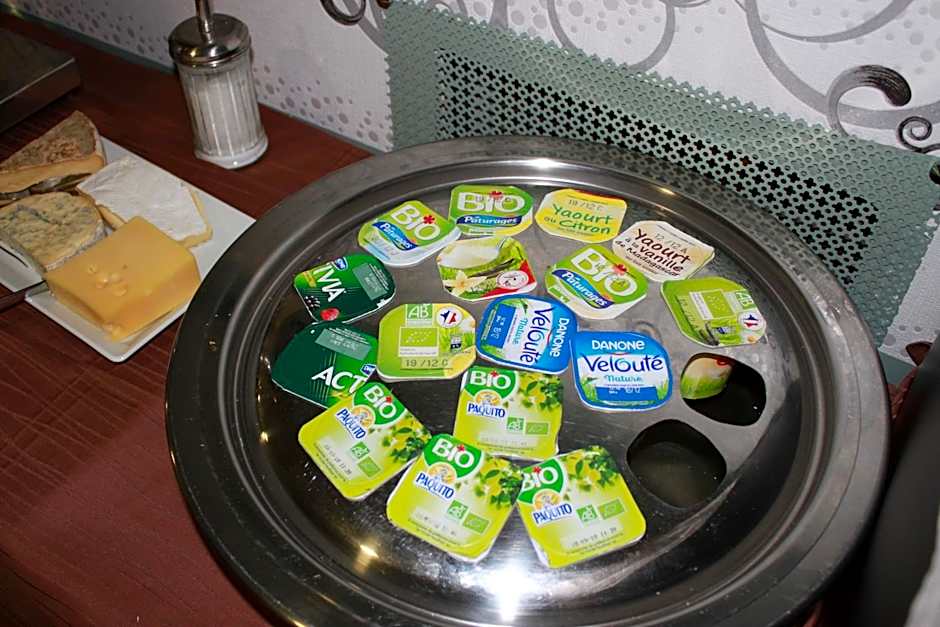 Logis Hôtel Restaurant de la Dore