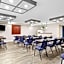 Days Inn & Suites by Wyndham Mesa Near Phoenix