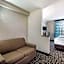La Quinta Inn by Wyndham West Long Branch/NJ Shore Area