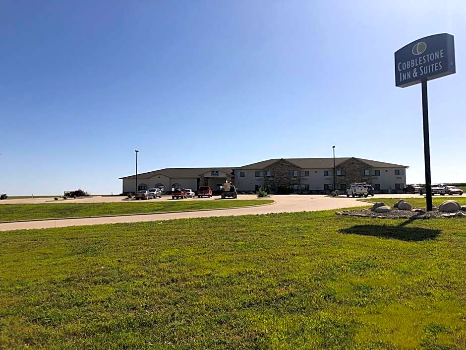 Cobblestone Inn & Suites - Holstein