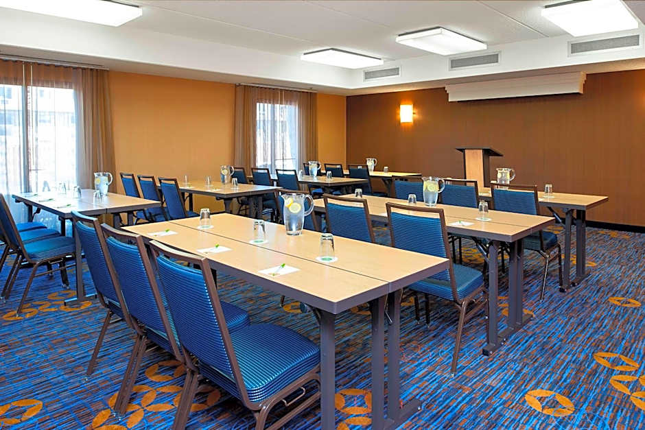 Courtyard by Marriott Chicago Glenview/Northbrook