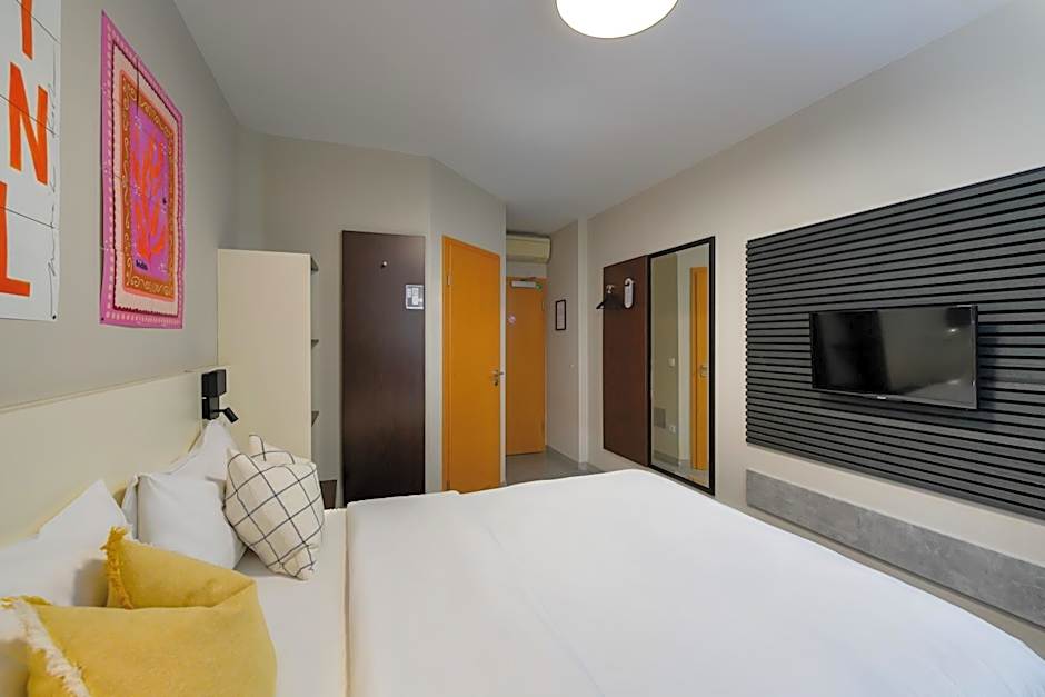 SleepinRoomz Boutique Hotel