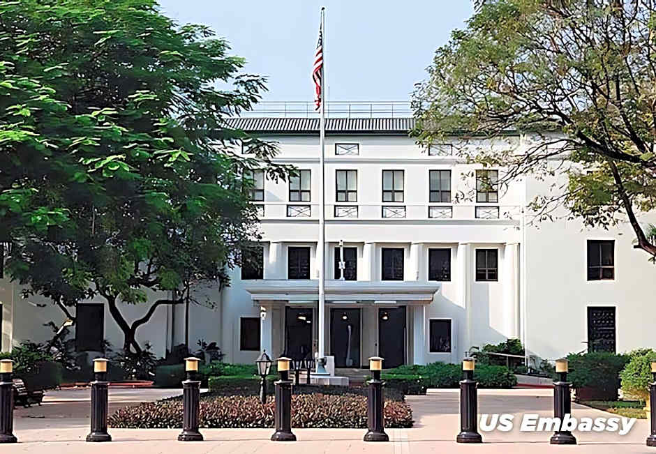 Victoria Court Cuneta Motorist Lodge