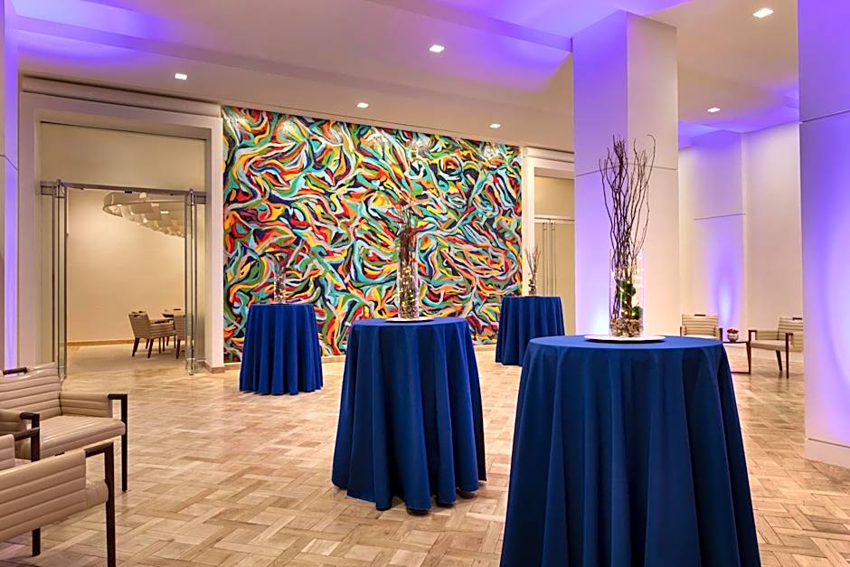 Hotel Indigo Atlanta Downtown By IHG