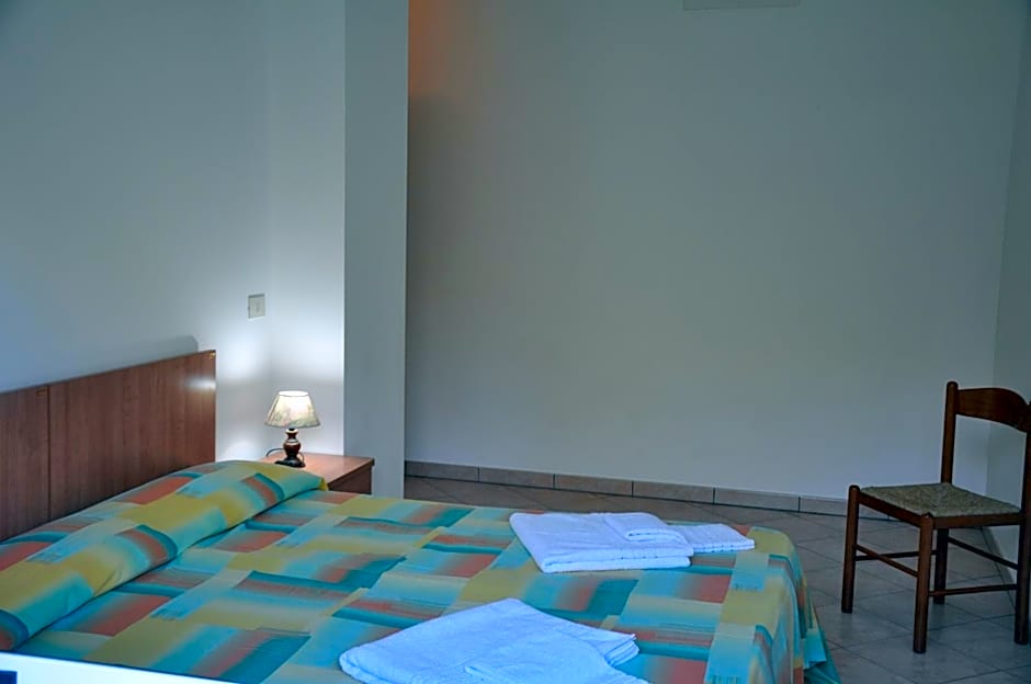 Rosy Hotel Residence