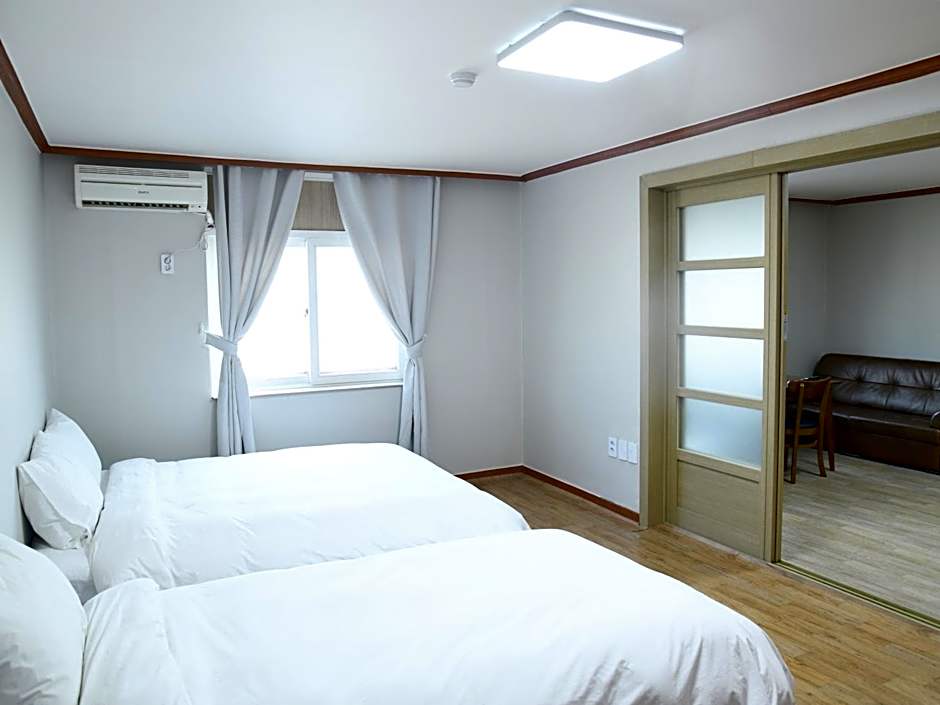 Seoraksan Youth Hostel