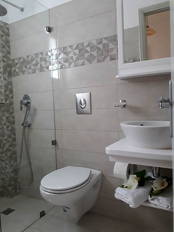 Golden Beach Studios Down Town