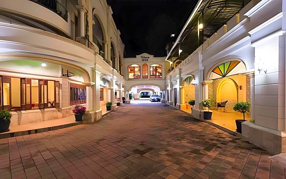 Erawan Hotel