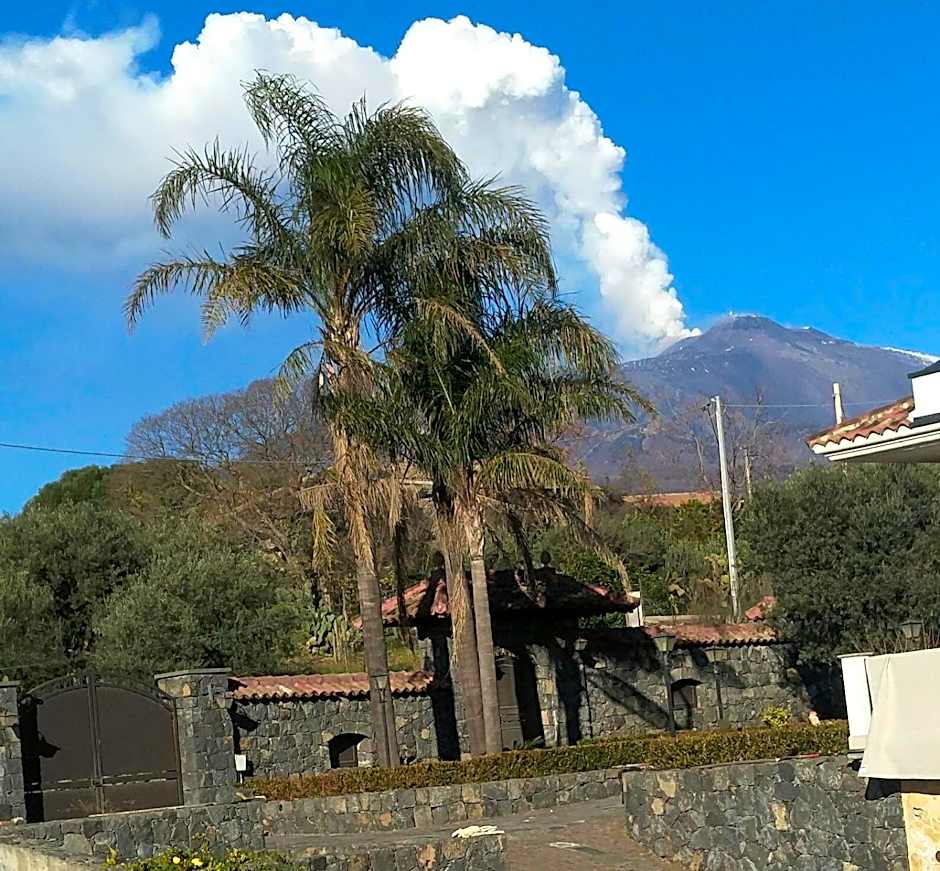 Villa Feluchia Tra Il Mare E Il Vulcano