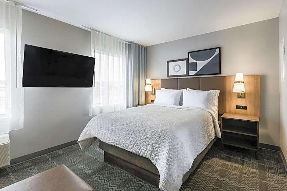 Staybridge Suites - Dawson Creek By IHG