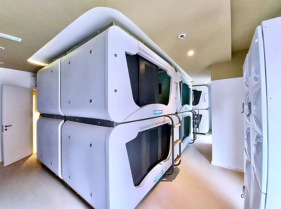 Atypicap Capsule Hostel