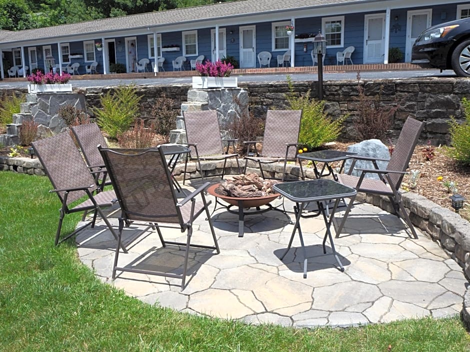 Blowing Rock Inn