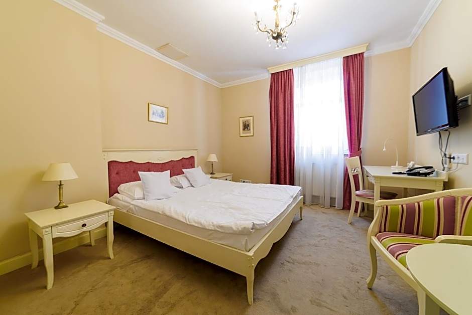 Ambasadorski Residence