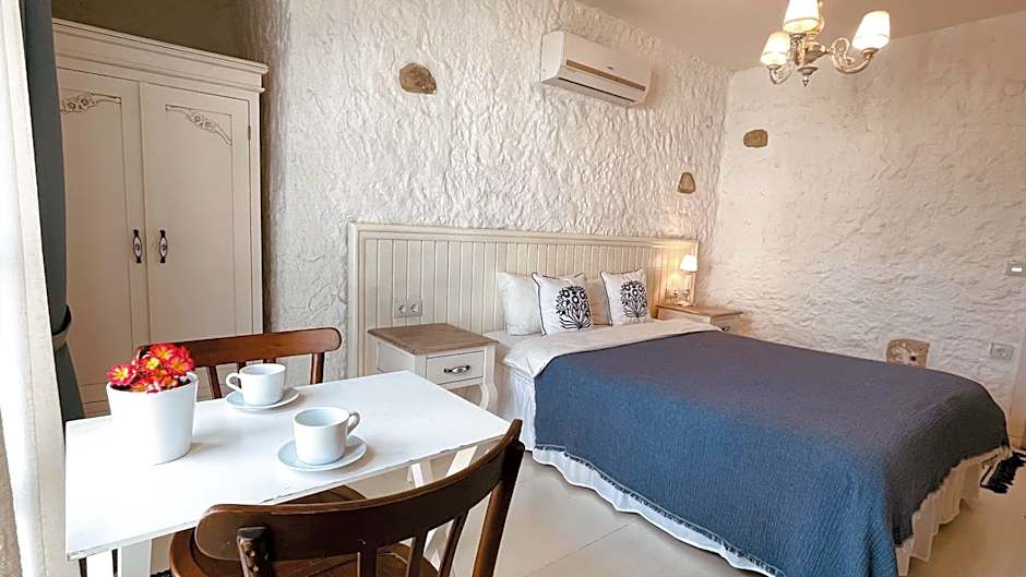 Mina Otel by Adda Alaçatı