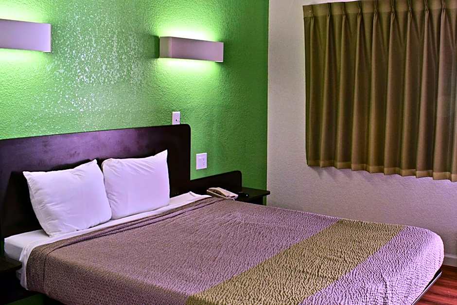 Motel 6-Barstow, CA