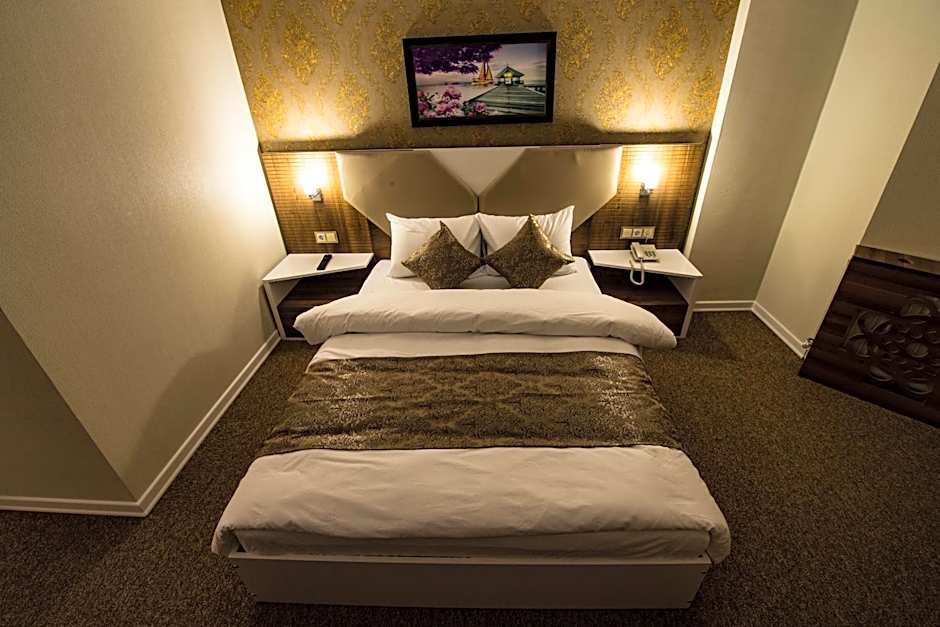 Kars-i Si̇ri̇n Otel