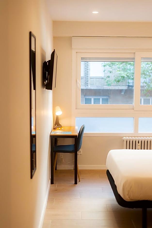 I'M Room Suites Nuevos Ministerios - Bernabeu 'Digital Access'