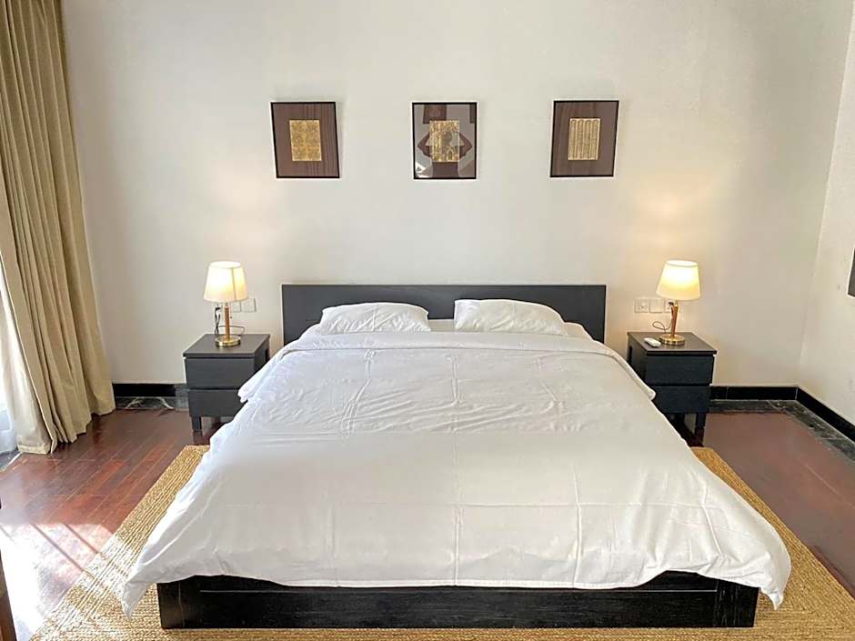 Melo Suites Hotel