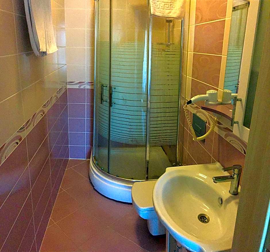 Geyi̇kli̇ Sunshi̇ne Hotel