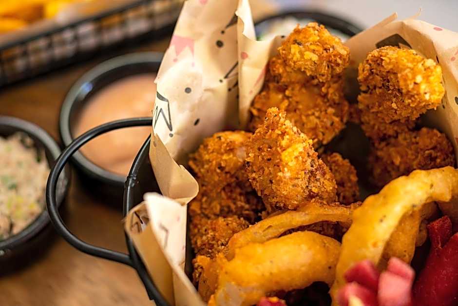 SUNOLUS VINEYARDHOUSe