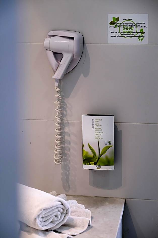 Valeria Jardins d'Agadir - All In