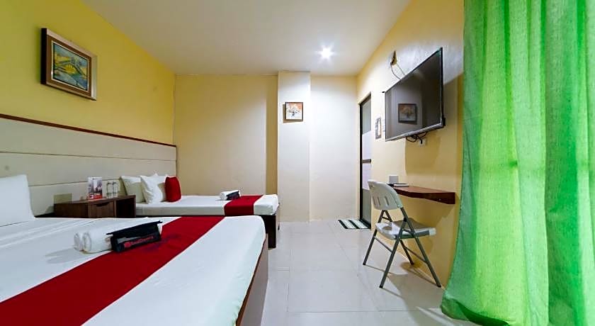 RedDoorz near Notre Dame of Dadiangas University