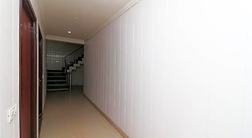 Hotel Gayatri Palace