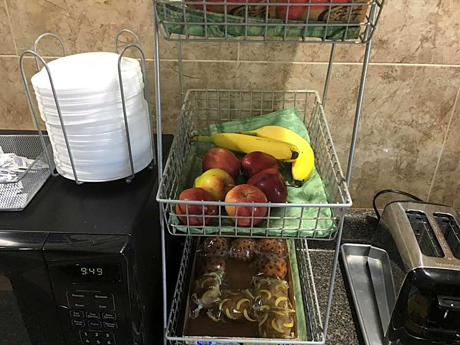 Days Inn by Wyndham Lincoln