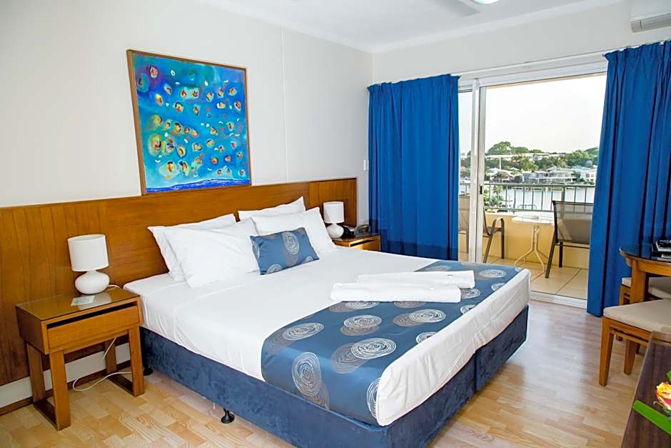 Photo 1 of 4 of Premium 1 Bedroom Apartment, Water View